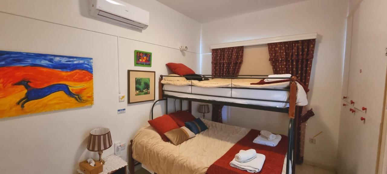 Astrofegia Apartments Near The Sea Agia Marina  Exteriör bild