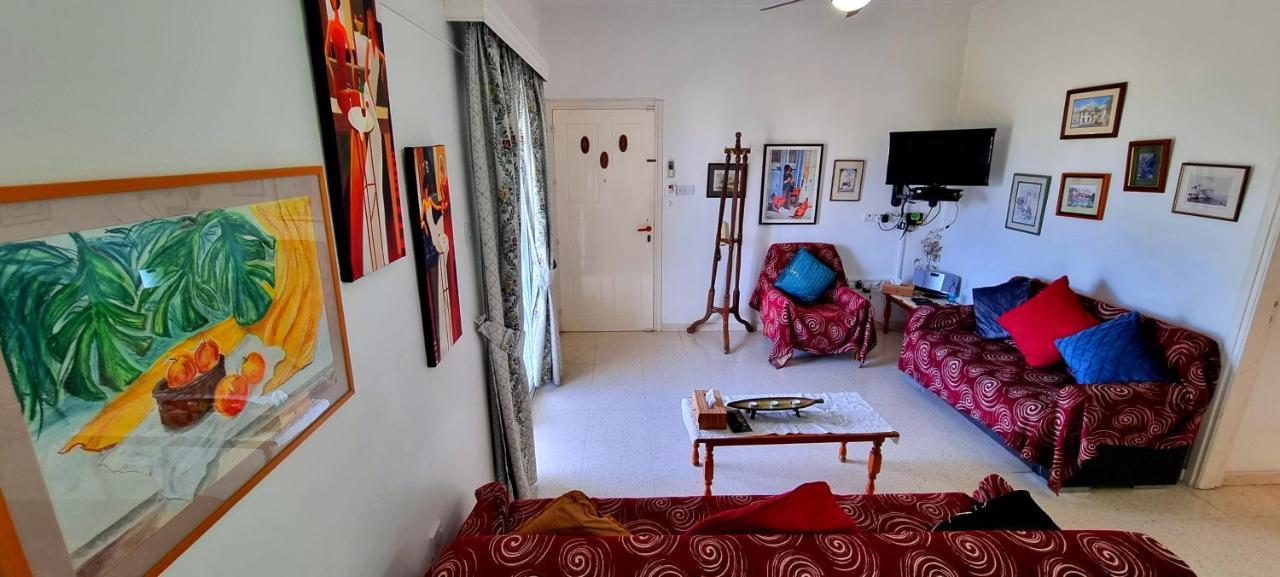 Astrofegia Apartments Near The Sea Agia Marina  Exteriör bild