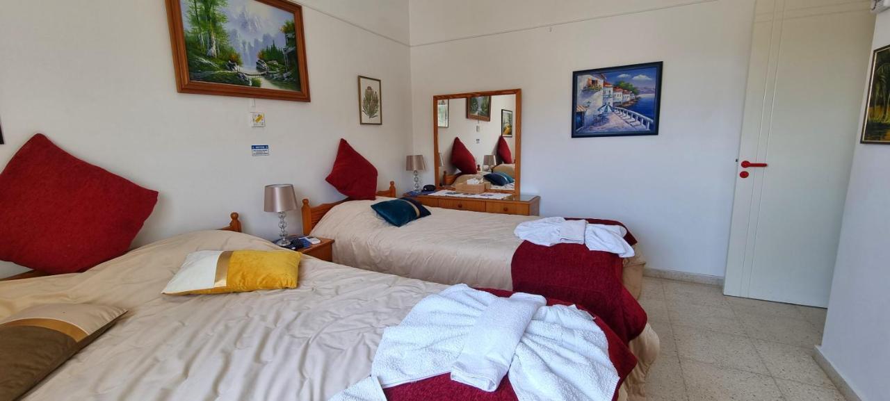 Astrofegia Apartments Near The Sea Agia Marina  Exteriör bild